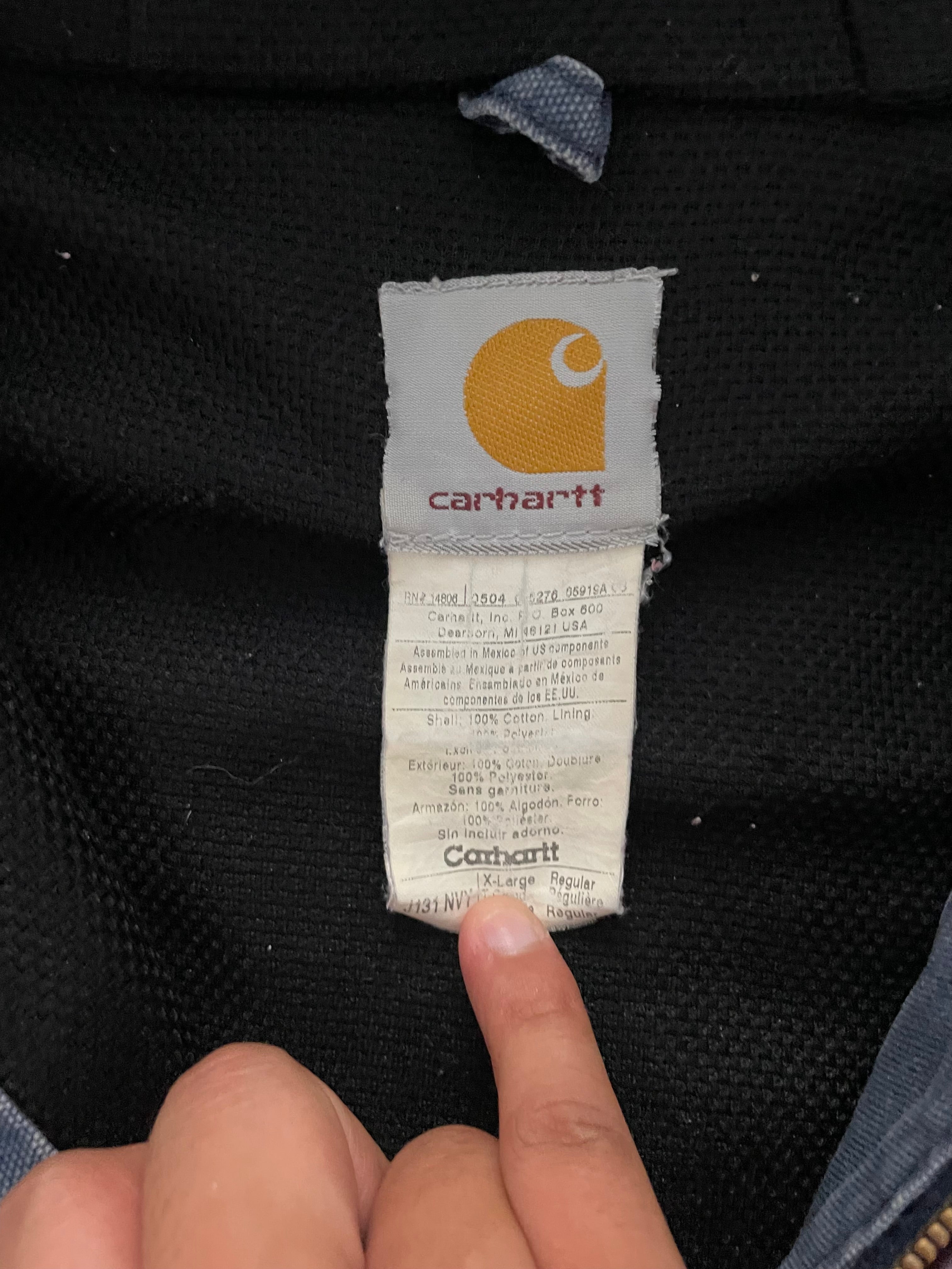 VINTAGE BLUE CARHARTT JACKET-XL