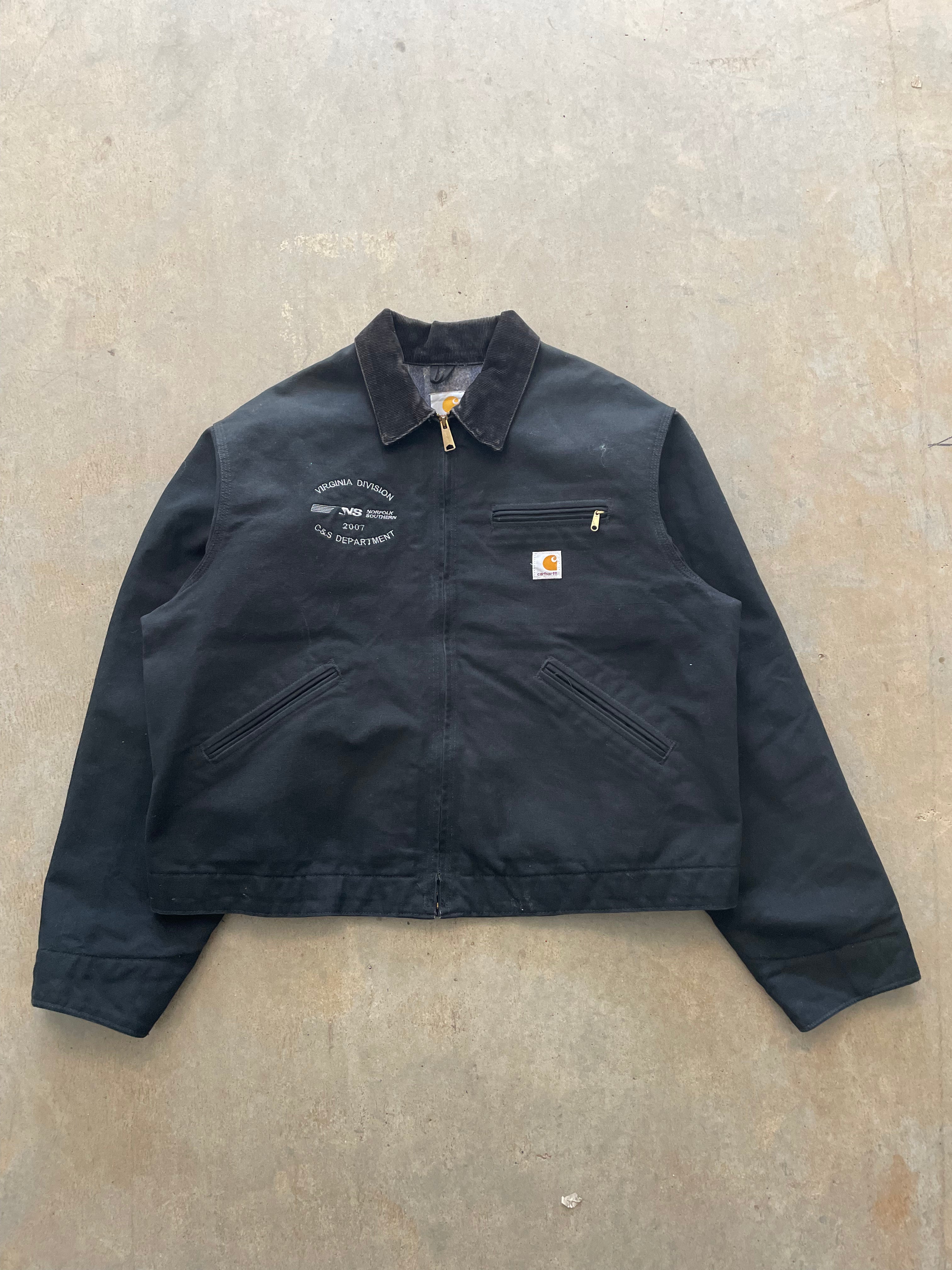 VINTAGE BLACK CARHARTT DETROIT JACKET-XL