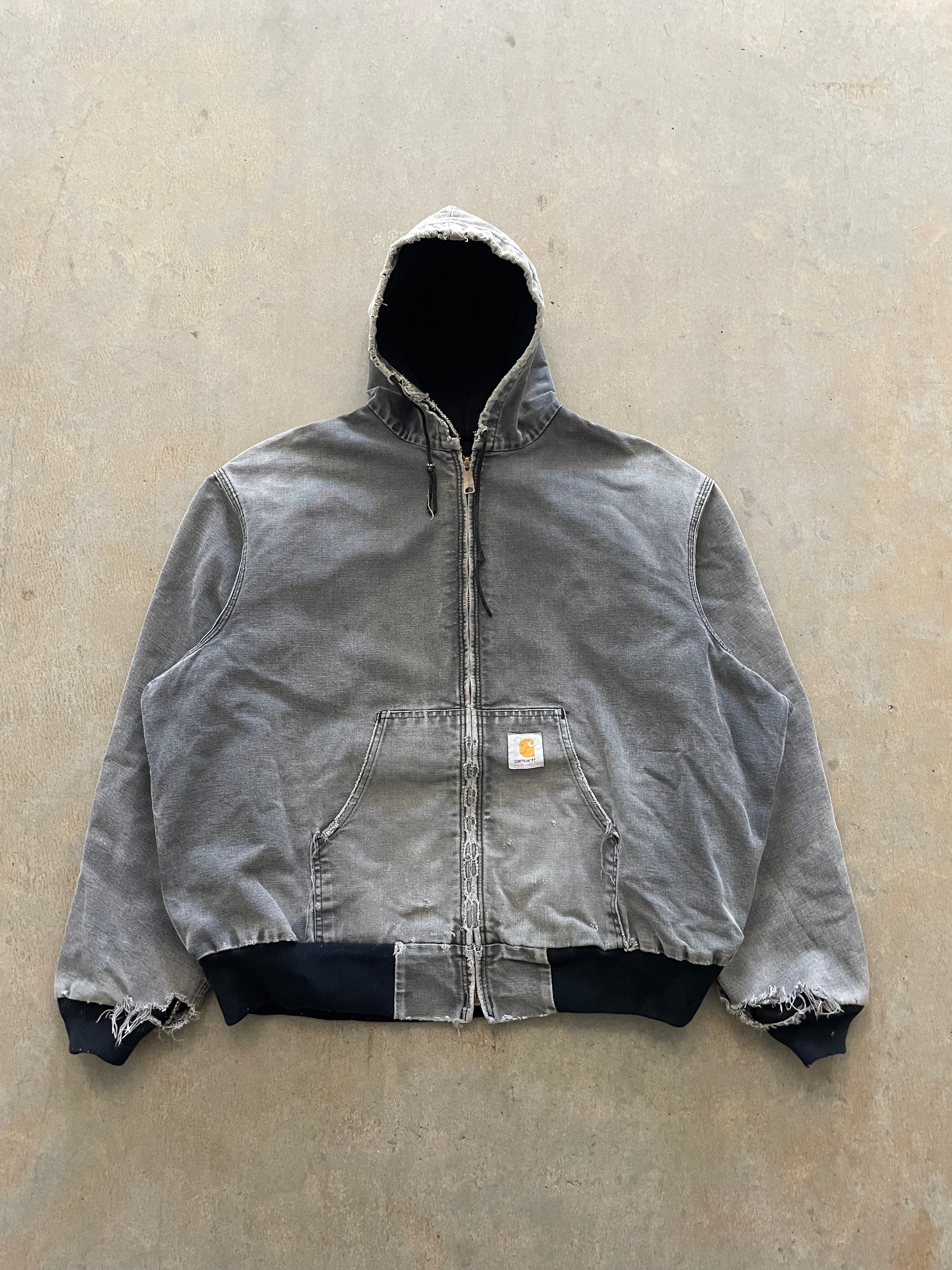VINTAGE FADED BLACK CARHARTT JACKET-L