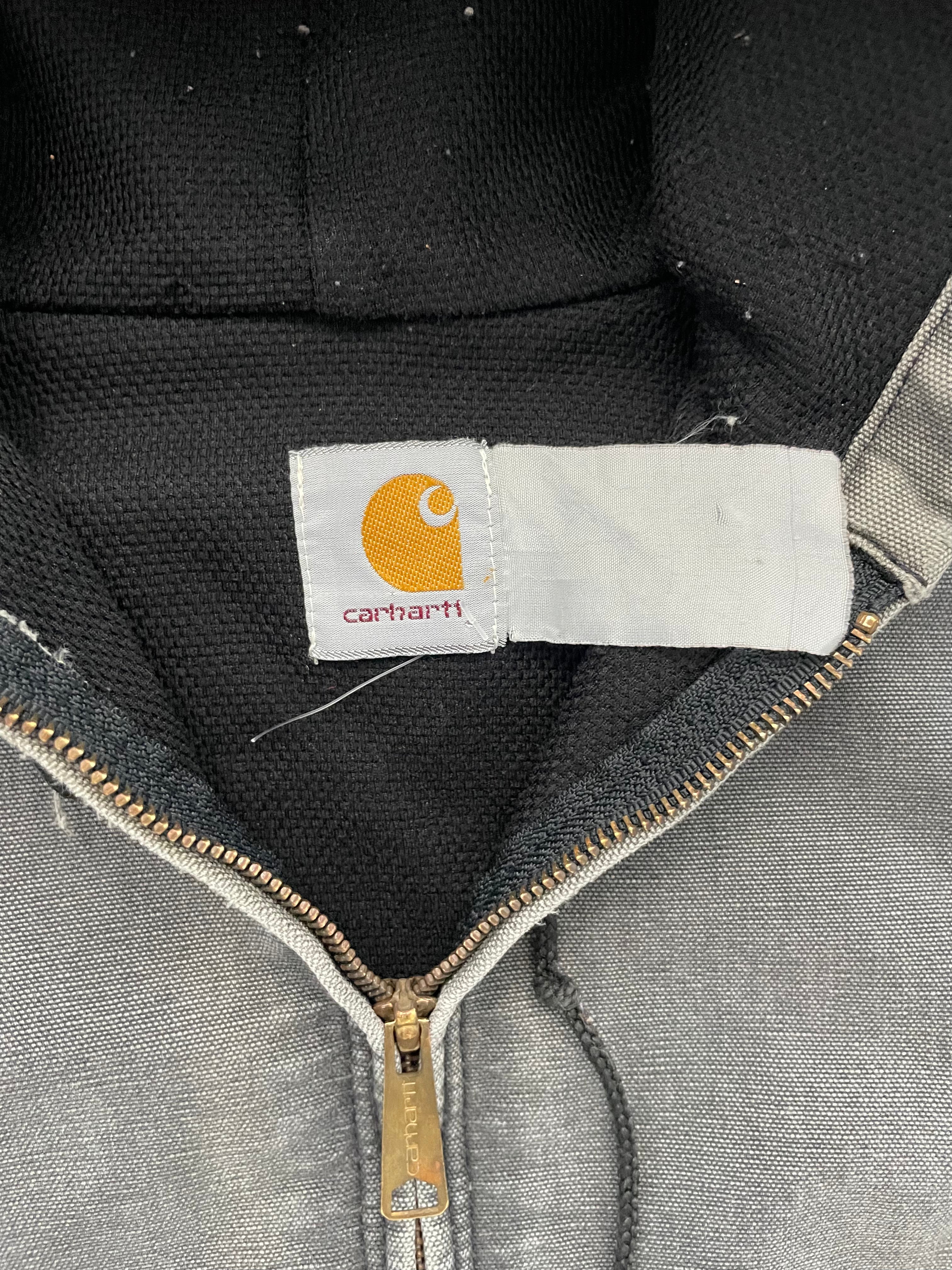 VINTAGE FADED BLACK CARHARTT JACKET-L
